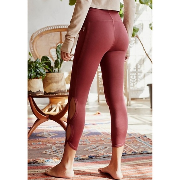 Free People Movement Women’s Redwood 3/4 High Rise Infinity Leggings - Picture 2 of 8
